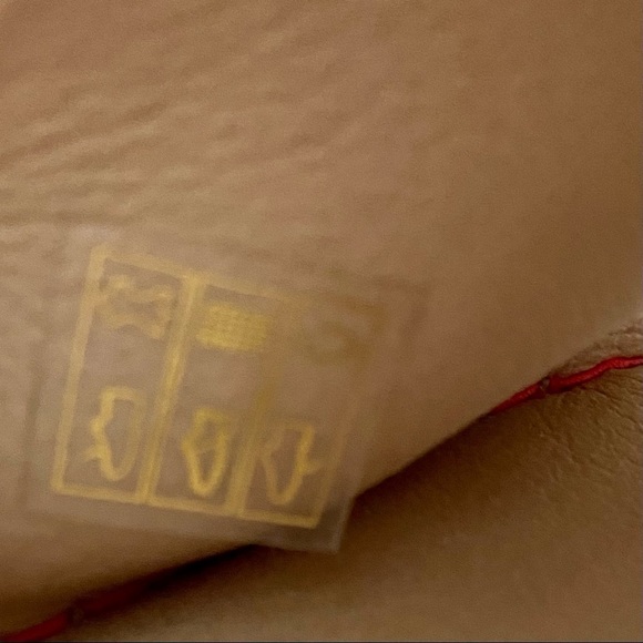 VINCE CAMUTO Pink Flat Espadrille Slides Sandals 8 Slip On Leather Summer Casual - Picture 12 of 15